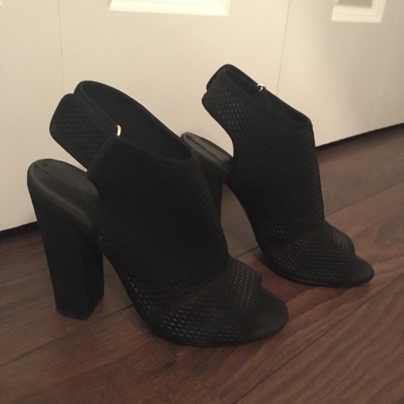 Aldo black Heels